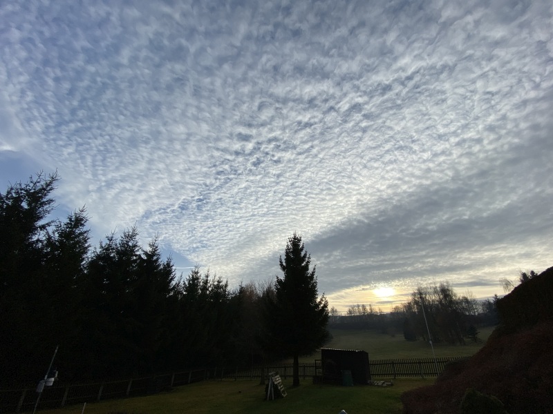 Bild Altocumulus Bewölkung 20191128