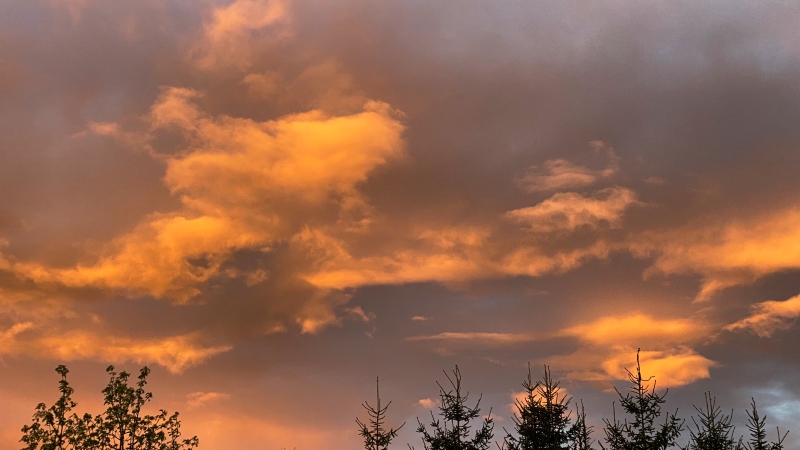 Foto Wolkenleuchten 20210521