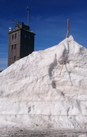 Schneemassen Fichtelberg Bild1 20190217